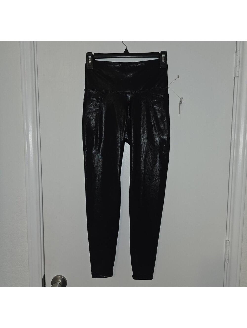 Old Navy Active High Rise Leggings Sz S Black Shiny Powersoft Go-Dry Women's
